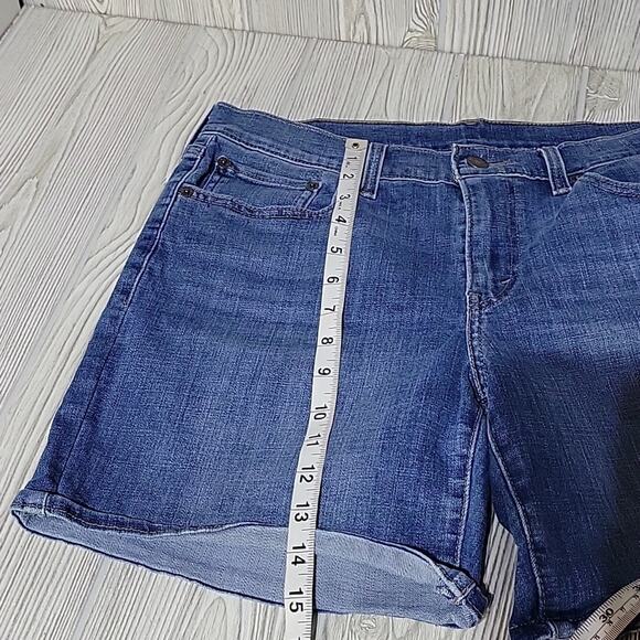 Levi's Mid Jean Shorts Womens Size Waist 29 US8 - Picture 6 of 8